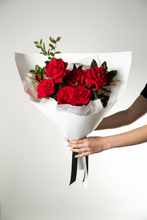 Load image into Gallery viewer, RED ROSES BOUQUET