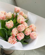 Load image into Gallery viewer, TULIP BUNCH