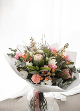Load image into Gallery viewer, Mothers Day Daily Bloom Bouquet
